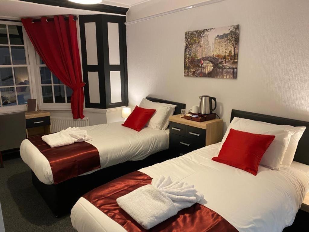 The Bugle Hotel Titchfield エクステリア 写真